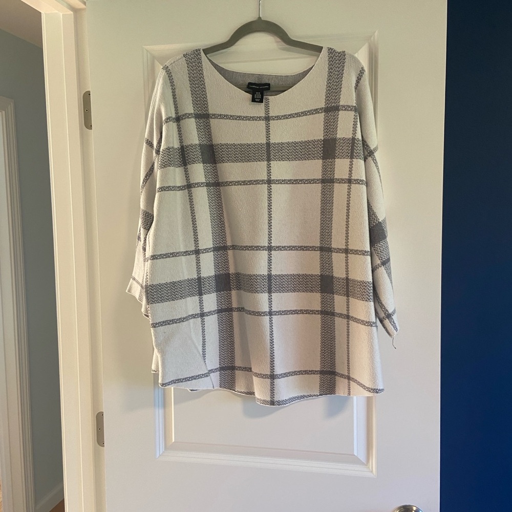 Women's Gray Plaid Sweater